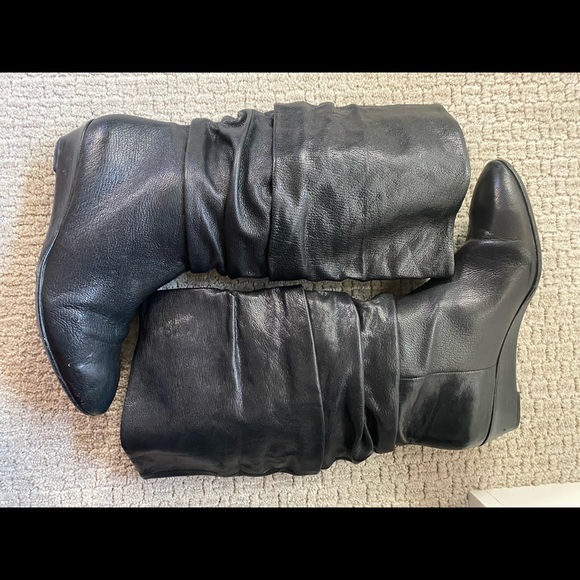 Womens black leather boots - Picture 11 of 12